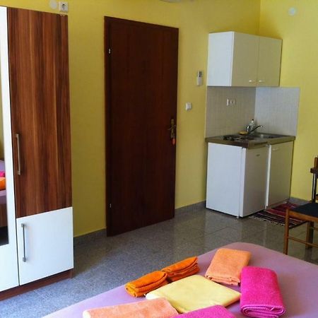 Triglav Studio Apartments 2 普纳特 外观 照片
